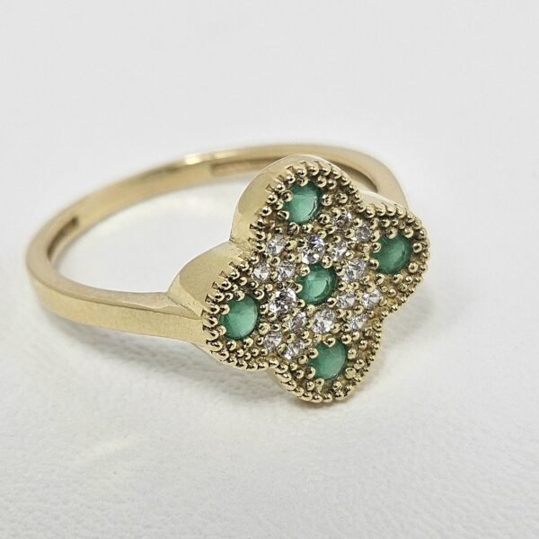 Anillo Flor con Piedras Verdes - Imagen 2